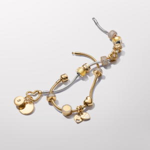 Alternative view of Charm Bấm Pandora Mạ Vàng 14k Đính Hàng Đá Trong Suốt
