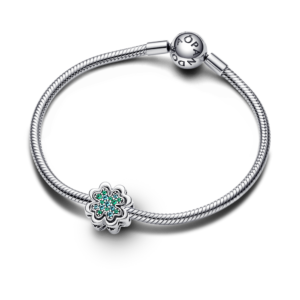 Alternative view of Charm Bạc Pandora Moments Cỏ Bốn Lá Hai Mảnh